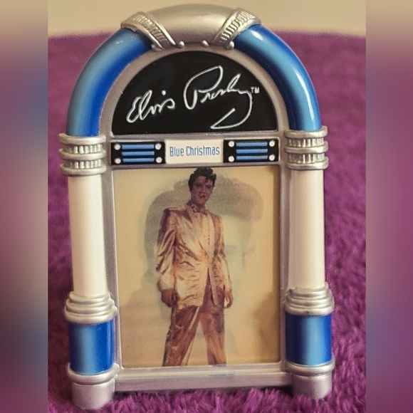 Elvis Presley Holographic Juke Box Musical Ornament Plays Blue Christmas 2004 - Picture 3 of 10
